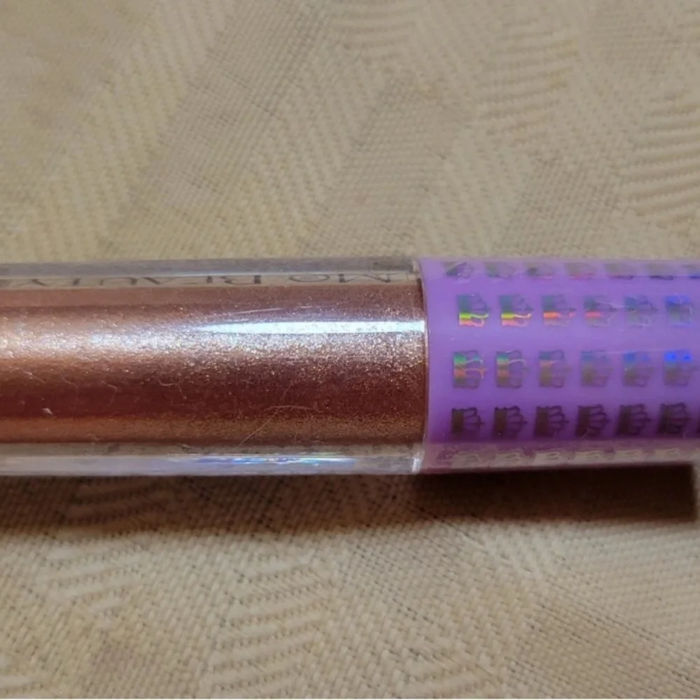 3/$15 🌸 MO BEAUTY Liquid Eyeshadow - in Glaze